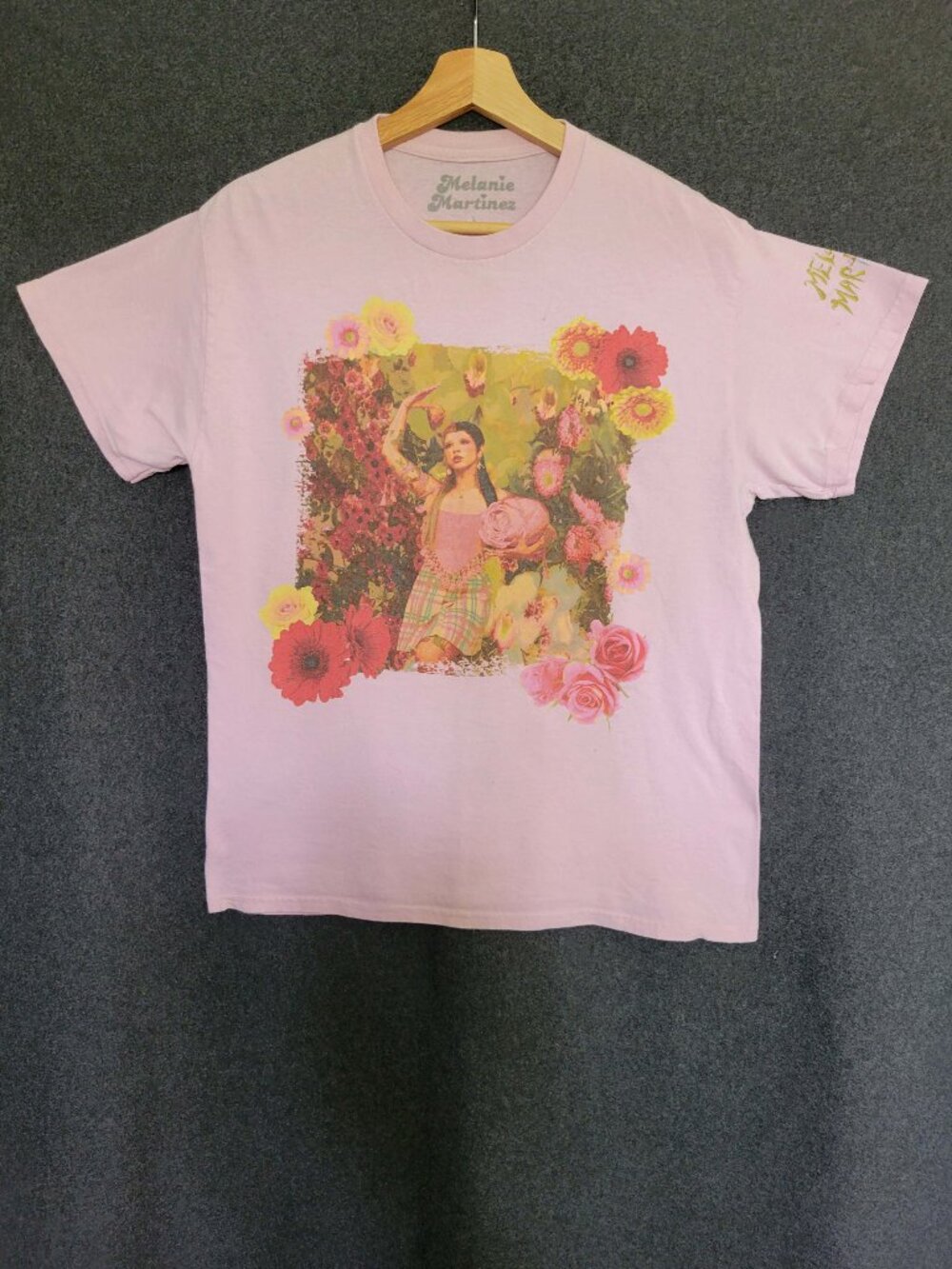 Melanie Martinez After School  Graphic Pink T-shirt L